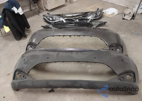 2018 Chrysler Pacifica Hybrid Limited z USA, uszkodzony, nr VIN 2C4RC1N72JR130895